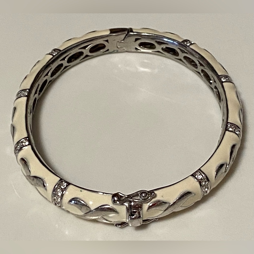 Enameled Hinged Oval Bangle Bracelet Off White with Clear Stones
